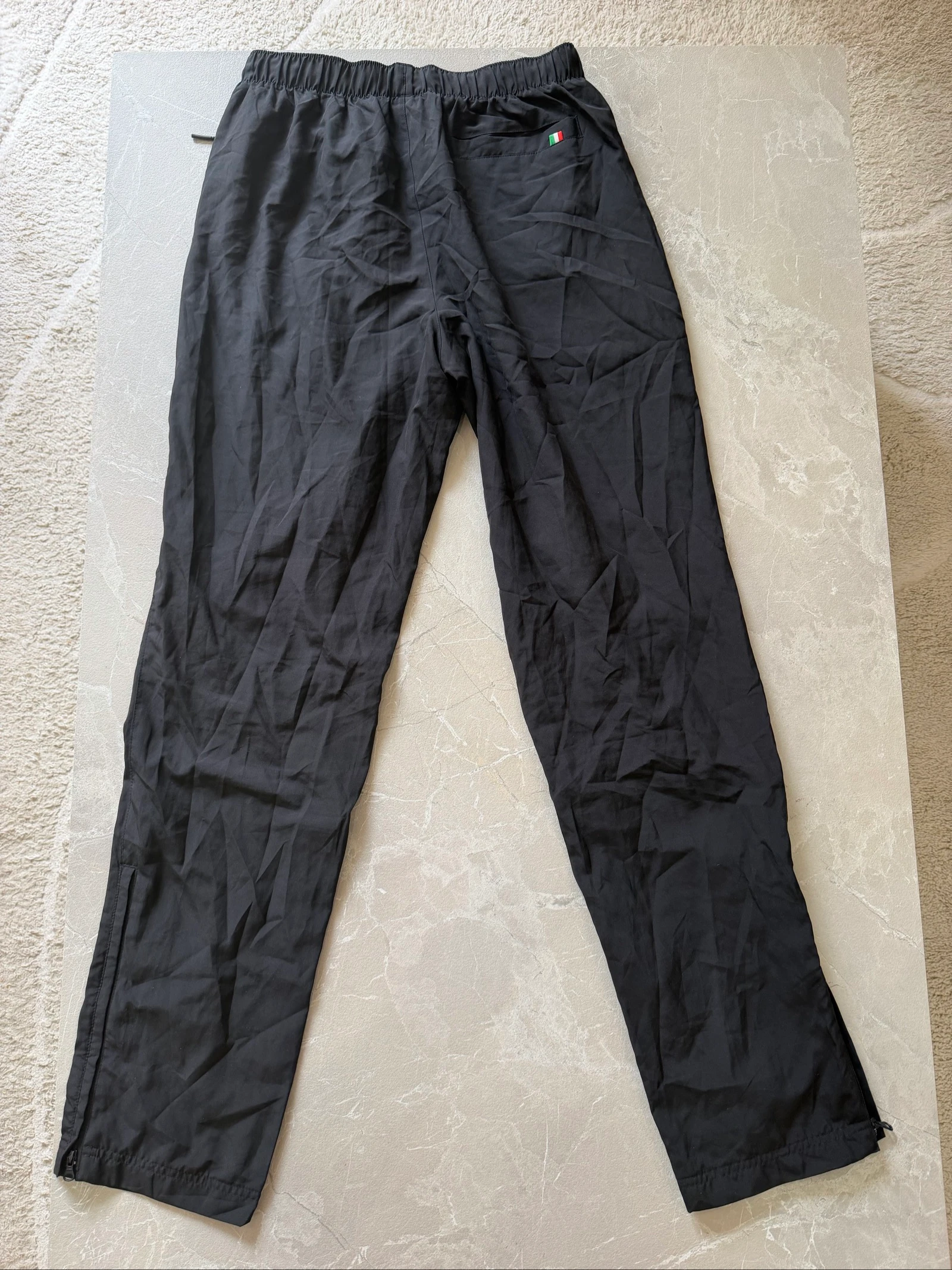 Pantalón Puma Ferrari negro con logos bordados – photo 5